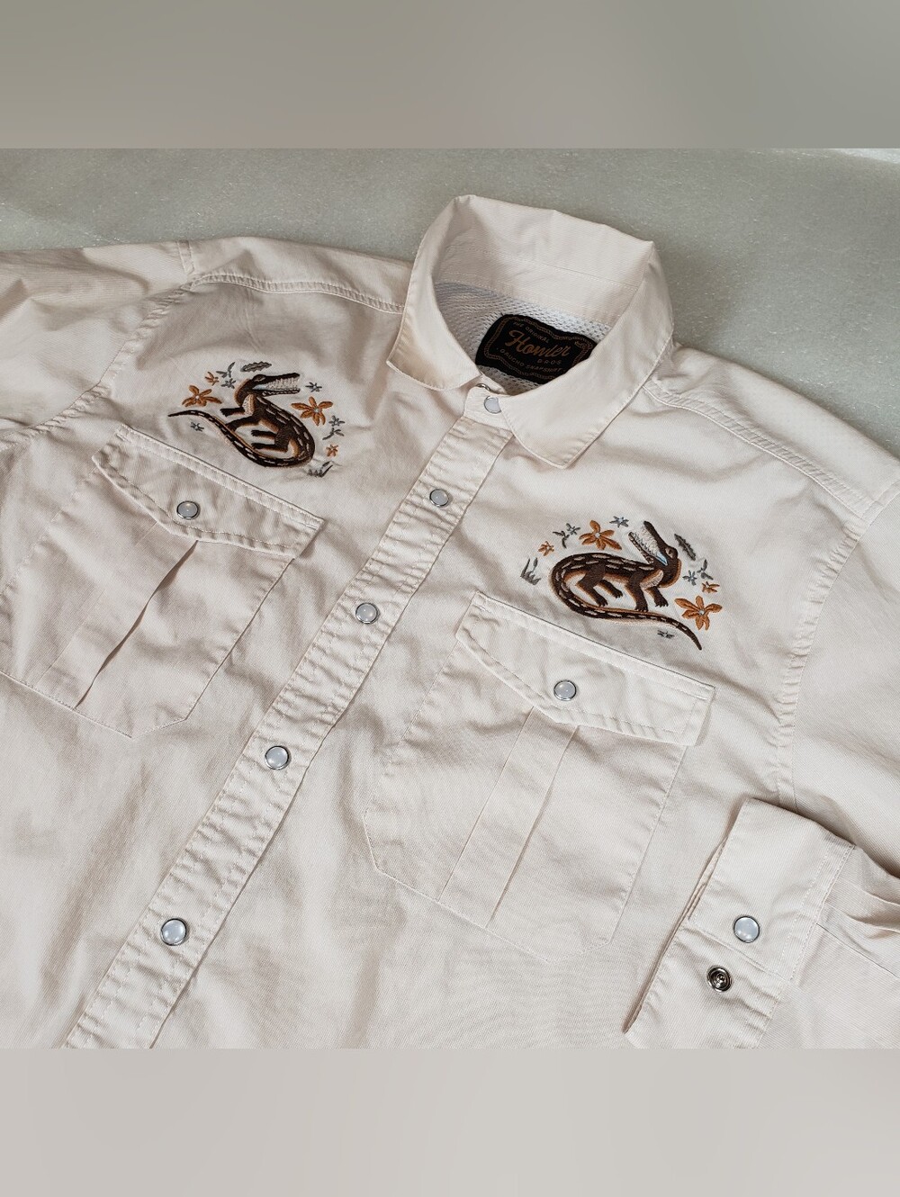 Howler Men's Medium Lazy Gators Gaucho Pearl Snapshirt Fishing Hiking Shirt